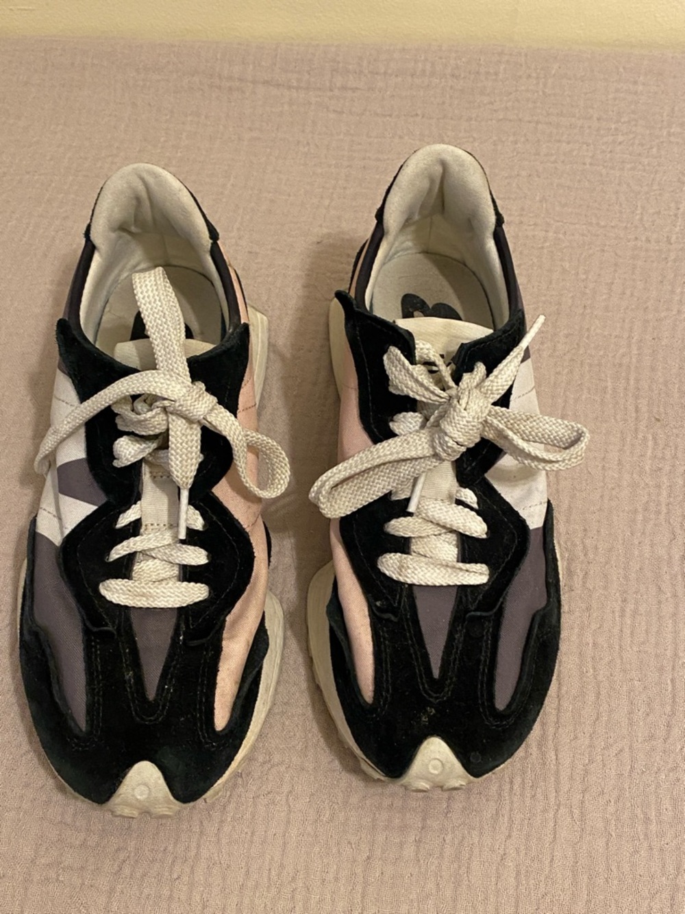New Balance 327 Chunky Black and Pink Suede Wave Sneakers. Size 8.5 - Picture 6 of 14